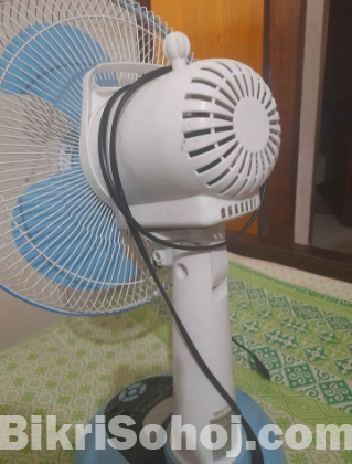 Suparstar rechargeable table fan